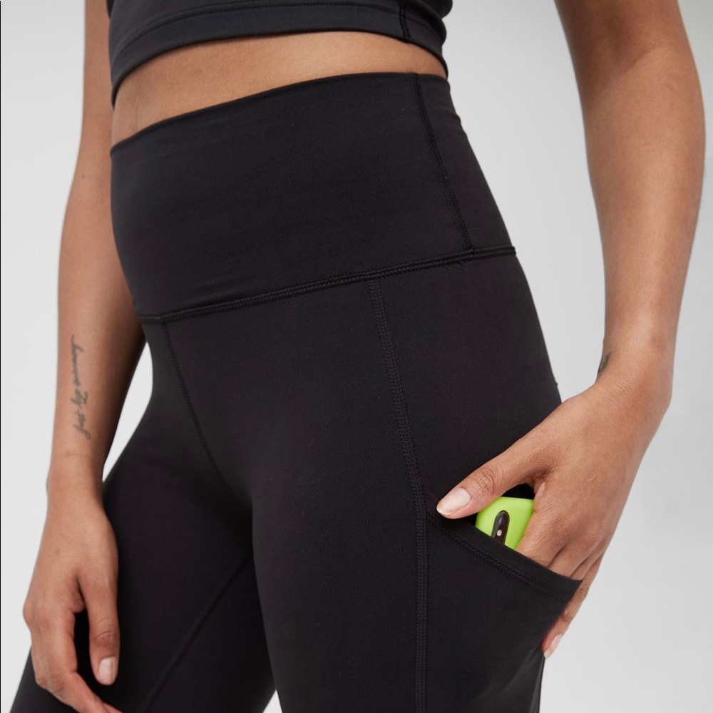 Offline The Hugger High Waisted Leggings